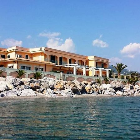 Hotel Ristorante La Lampara Gizzeria Kültér fotó
